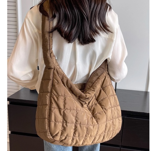 Luxe Quilted Puffer Messenger Shoulder Crossbody Travel Bag - Picture 8 of 14